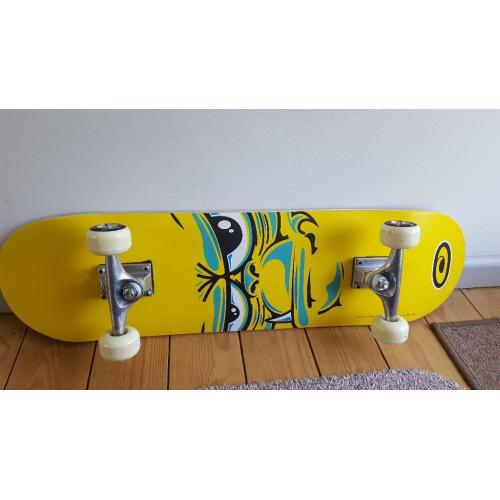 OSPREY SKATEBOARD - DOUBLE KICK CONCAVE BOARD 31" X 8"