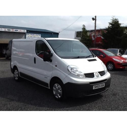 Renault Trafic 2.0TD SL27dCi 115 6 speed 2009 59 reg 2 owners from new