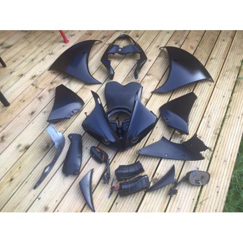 Yamaha r1 Big Bang fairings and lights
