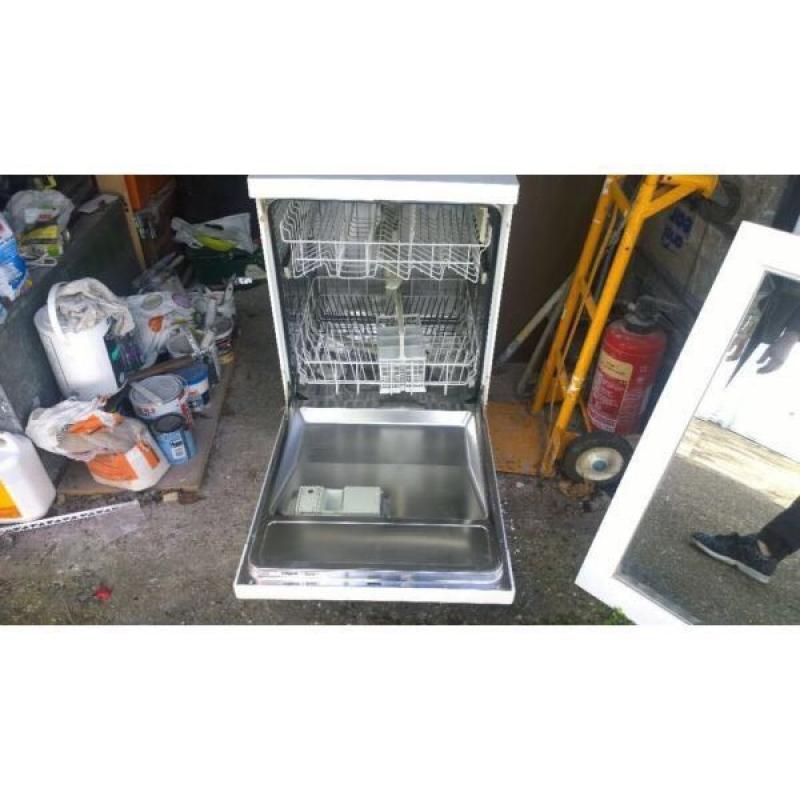 Bosh dishwasher for sale!!!