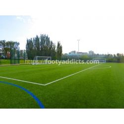 Play friendly football games in East London. NO commitment!