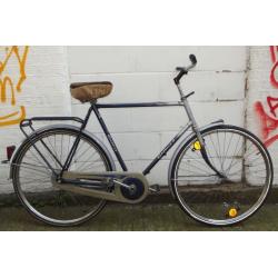 Classic dutch bike GAZELLE size 23inch super comfy, ready to go Welcome for test ride & cup of tea:)