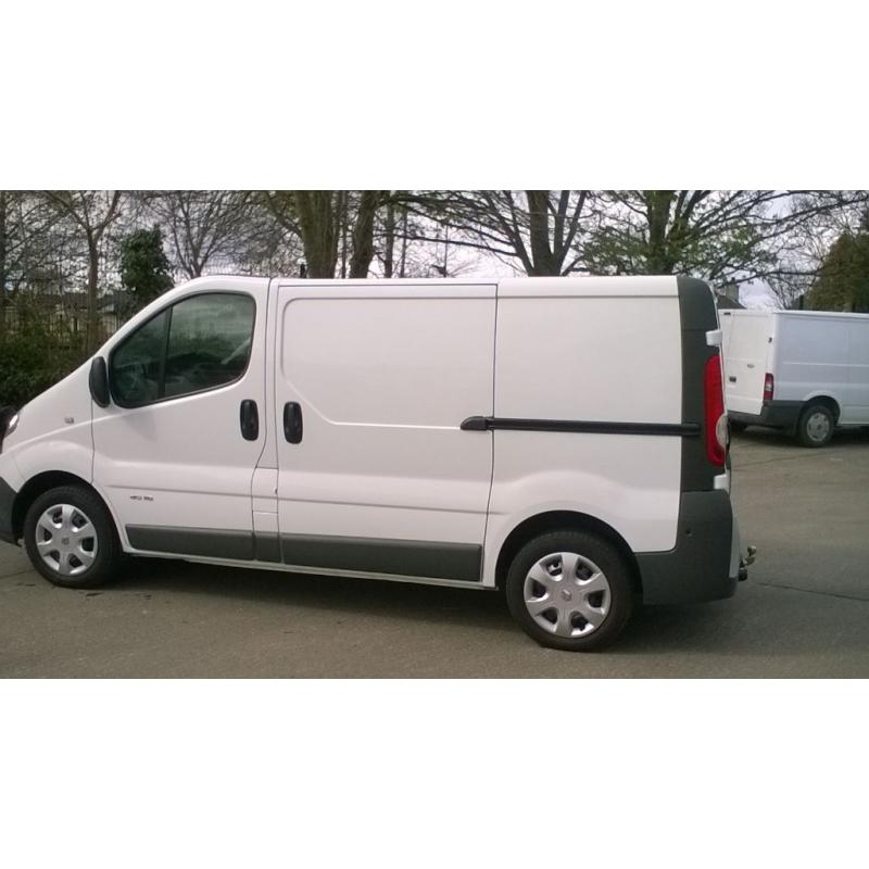 2012 NISSAN PRIMASTAR SE ( NO VAT )