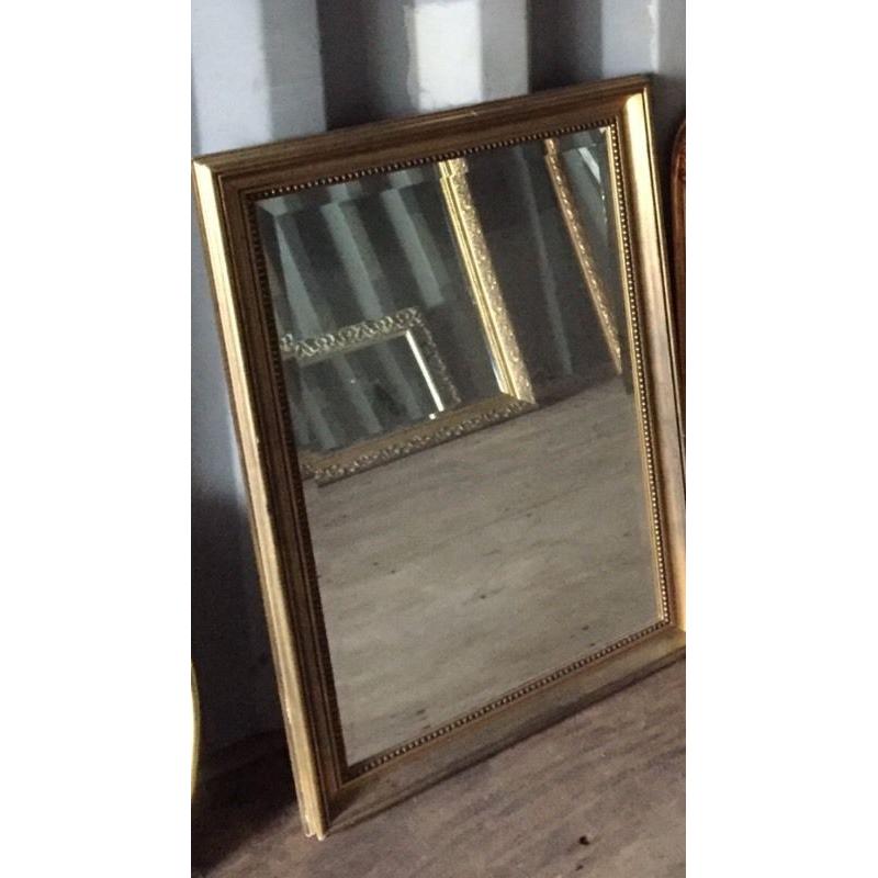 Gold mirror