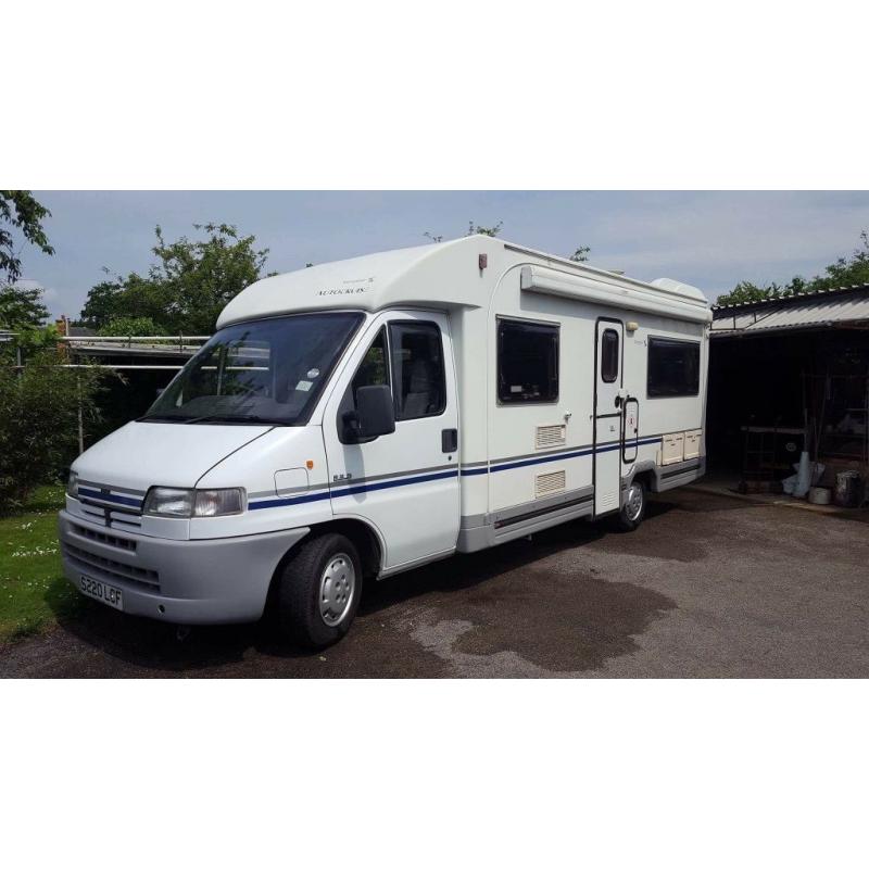 Stunning 4 birth Peugeot boxer motorhome