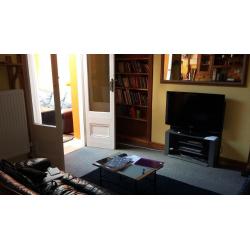 WEYMOUTH DT4, 2 MIN TO BEACH, 2 DOUBLE BEDROOMS AVAILABLE NOW "TILL 31.8.