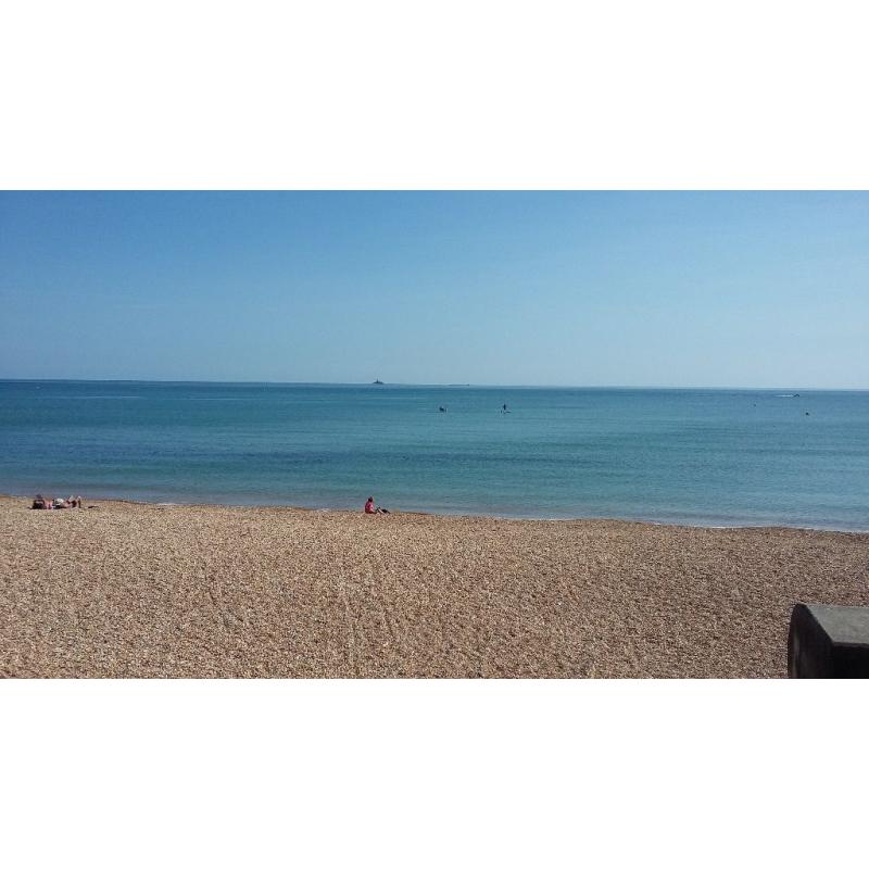 WEYMOUTH DT4, 2 MIN TO BEACH, 2 DOUBLE BEDROOMS AVAILABLE NOW "TILL 31.8.