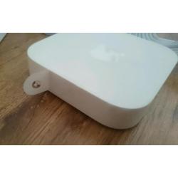 Apple Airport Express Wi-Fi Router