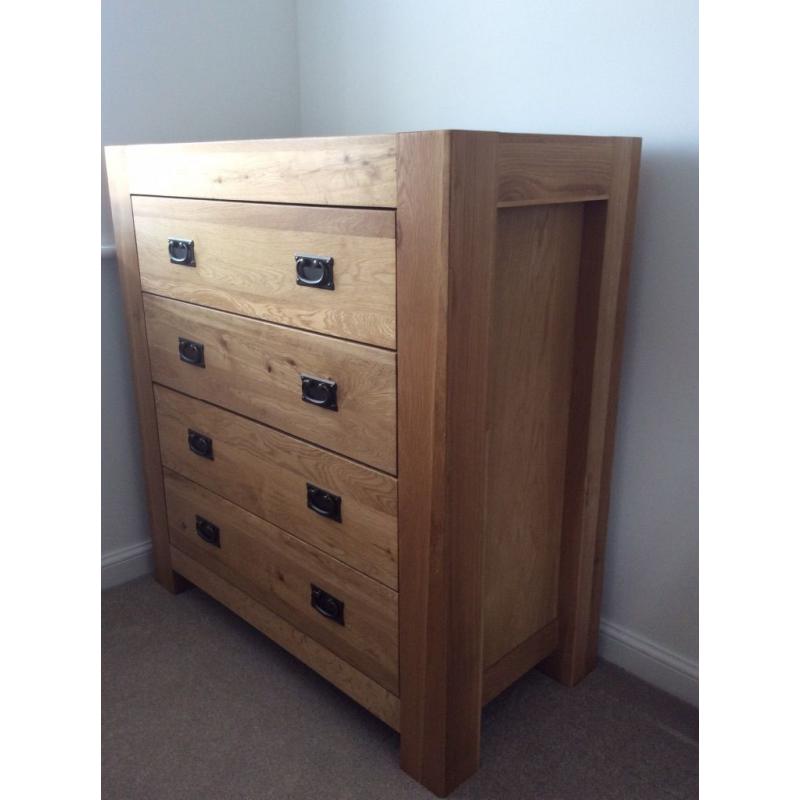 Solid Oak 4 Drawer Chest of Drawers