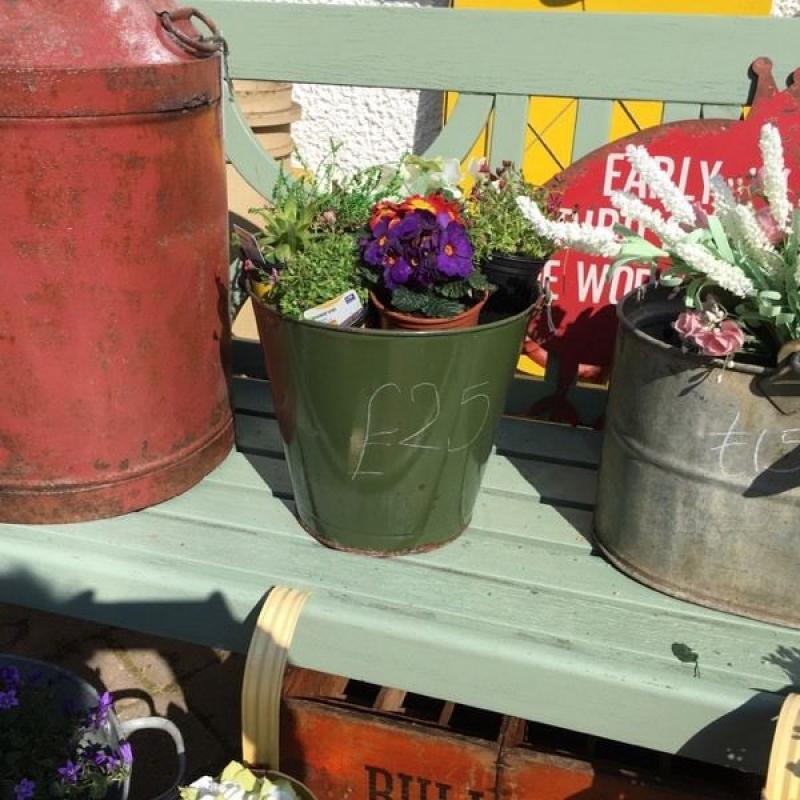 Vintage metal French bucket planter pot garden prop shabby rustic display item