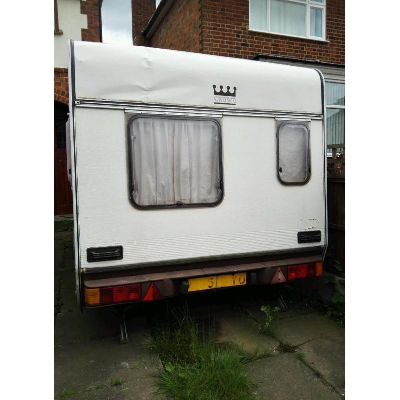 Caravan crown 3,4 berth