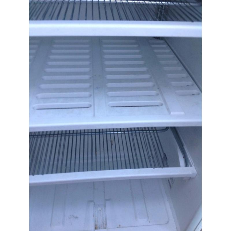 FREEZER (Under Counter)