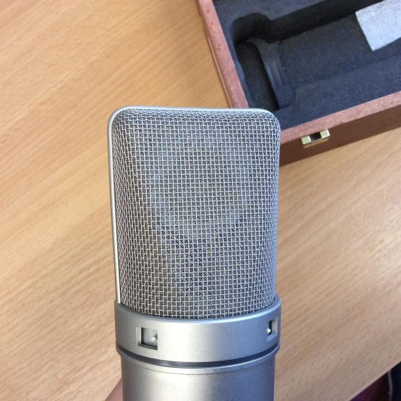 Neumann U87ai Consender mic - Grey Nickel Version - Brilliant Mic with Wooden Case