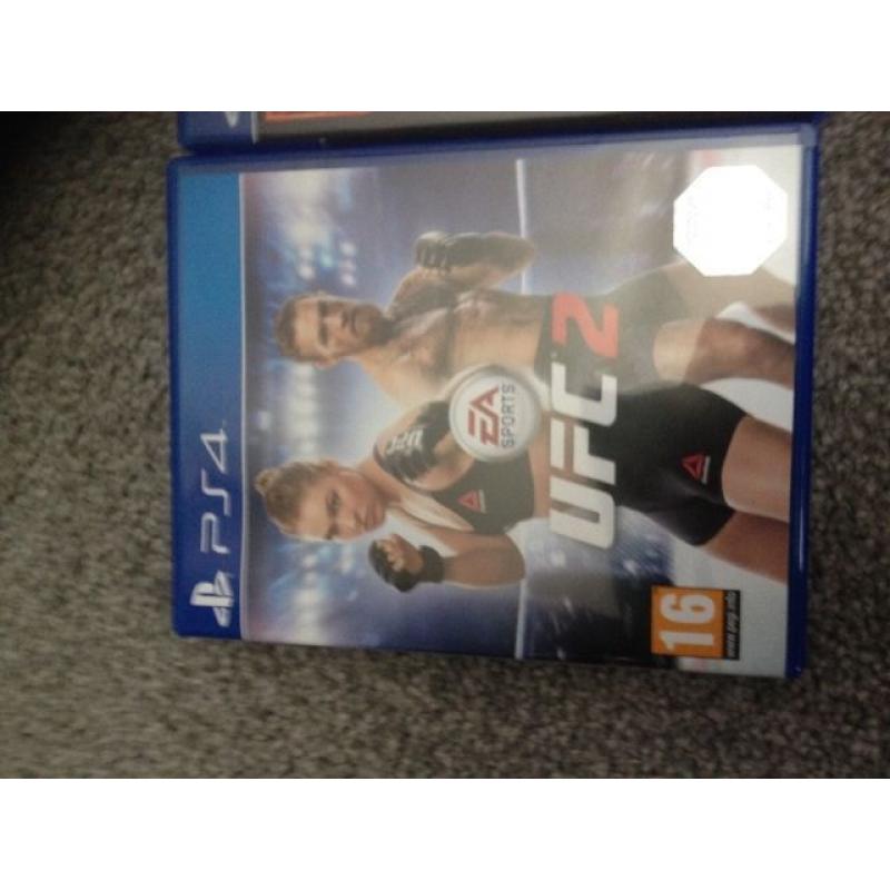 Ps4 500GB boxed + 3games