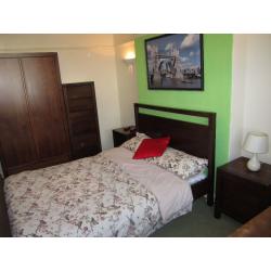Excellent Double Room Available In Bearwood! All Inclusive!