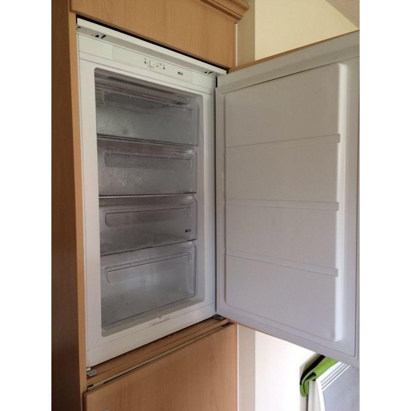Integrated freezer
