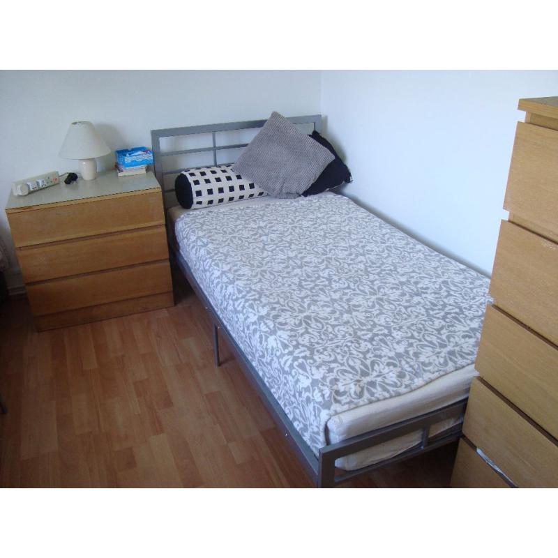 Lovely Twin Room -ROEHAMPTON- (All Bills Included)