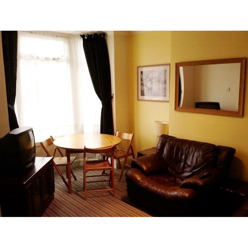 Extremely large smart clean double.No agent fees/tax lovely house close to m'way and shops. v. smart