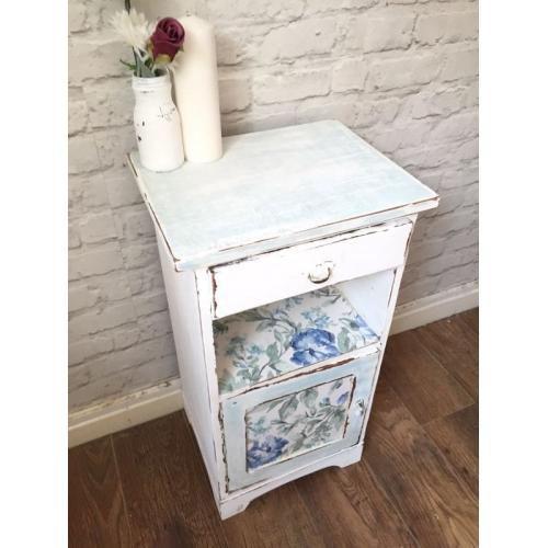 Beautiful bedside table cabinet storage with one drawer