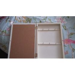 Unusual nautical key holder