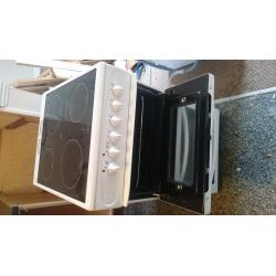 Free Standing Oven with ceramic hob (white)