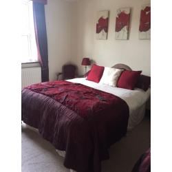Curtains/bedding