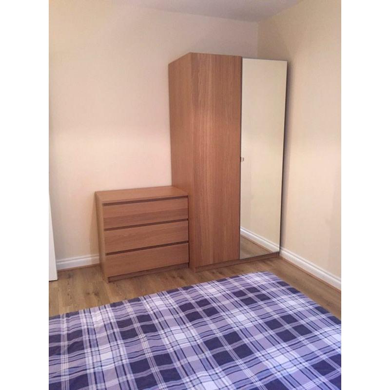 NICE DOUBLE ROOM TO RENT IN STREATHAM COMMON