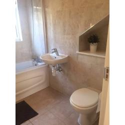 NICE DOUBLE ROOM TO RENT IN STREATHAM COMMON