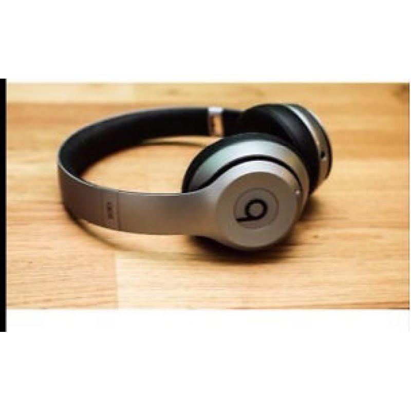 beats solo 2s Bluetooth