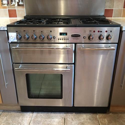 Full Kitchen including all appliances