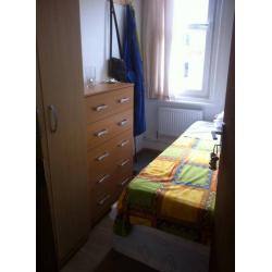 CHEAP SINGLE ROOM NEAR NOTTING HILL