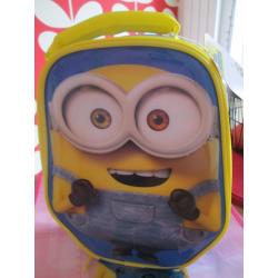 BRAND NEW MINION LUNCH BAG WITH TAGS