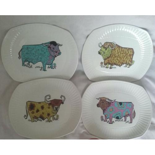 4 Retro Beefeater Steak and Grill Set Ironstone Plates