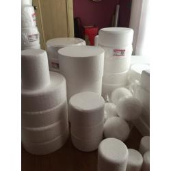 Polystyrene cake dummies