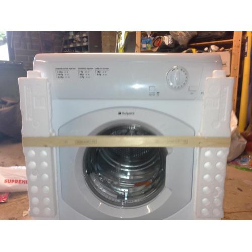BRAND NEW Hotpoint FETV 60 1st edition tumble dryer 6kg.