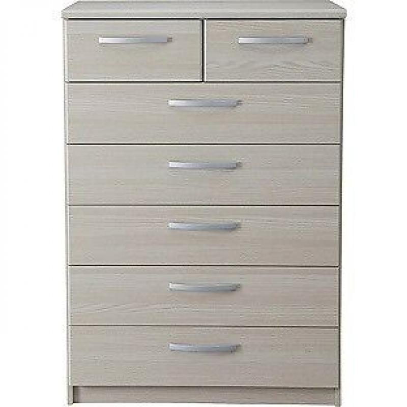 New Hallingford 5+2 Drawer Chest - Light Oak