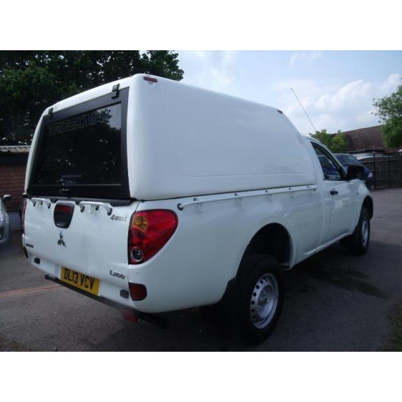 MITSUBISHI L200 DI-D 4X4 4WORK S-C, White, Manual, Diesel, 2013 TRUCKMAN TOP