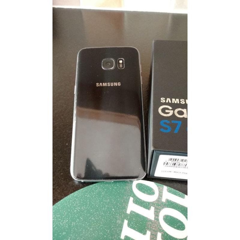 Samsung Galaxy S7 edge SM-G935F * Unlocked * 2 months old.
