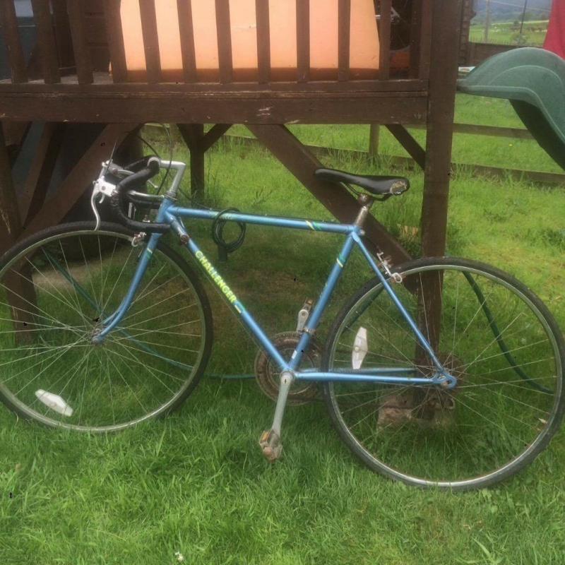 1970's vintage challange racer ready for use, drives with no problem!
