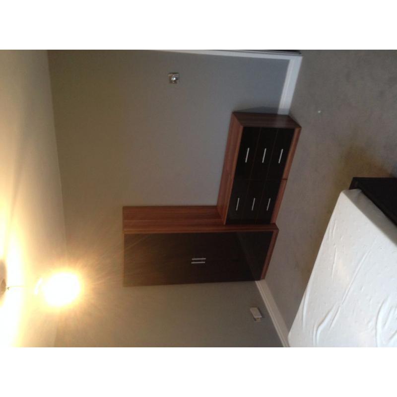 Double Bedroom to let/ rent in Modern luxury 4 bed house in Croydon, all bills included