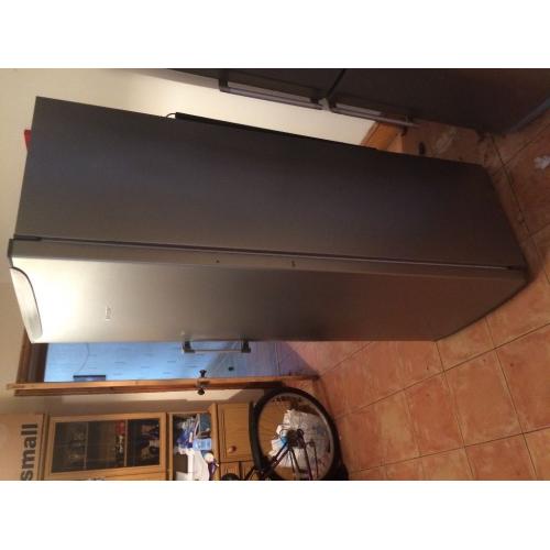 Hotpoint Future Fridge (RLFM171)