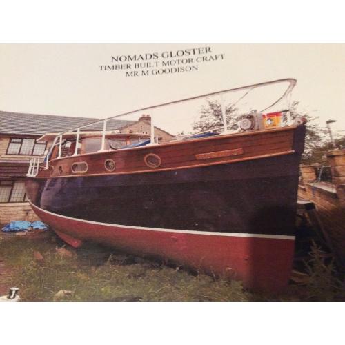 Teak river cruiser