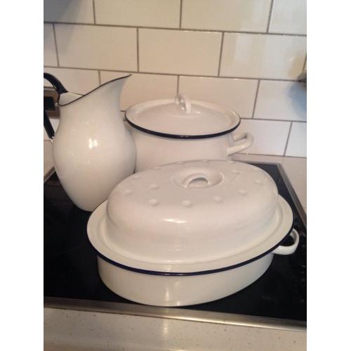 Rustic large pot, jug and dish