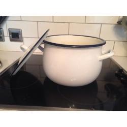 Rustic large pot, jug and dish