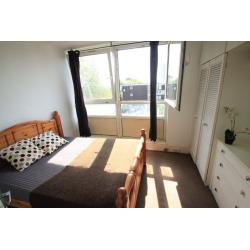 TWIN ROOM, DOUBLE ROOM, IN KENTISH TOWN , GOOD VALUE FOR MONEY !!! 78K