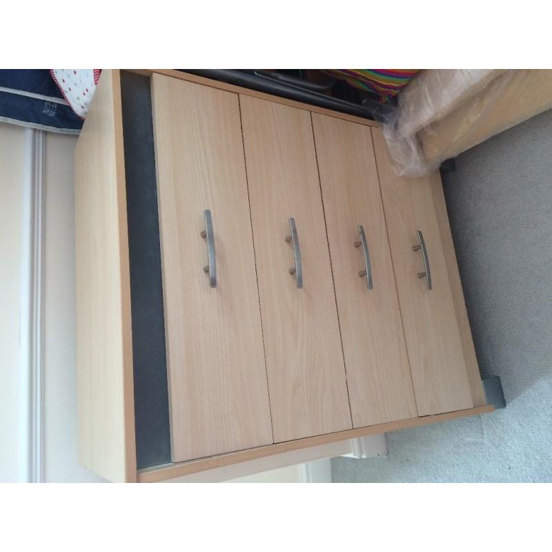 Chest of drawers
