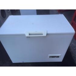 **++**WHIRLPOOL CHEST FREEZER INCLUDES 6 MONTHS GUARANTEE