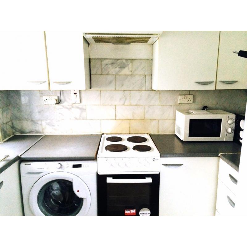 NORTHERN LINE ON YOUR HAND! CALL ME NOW TO GET ONE OF THOSE LOVELY ROOMS