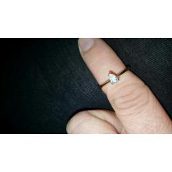 beautiful diamond gold pear ring