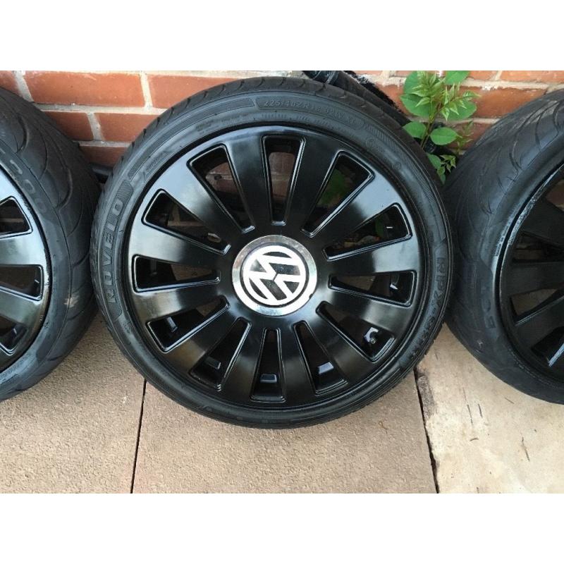 Alloy wheels